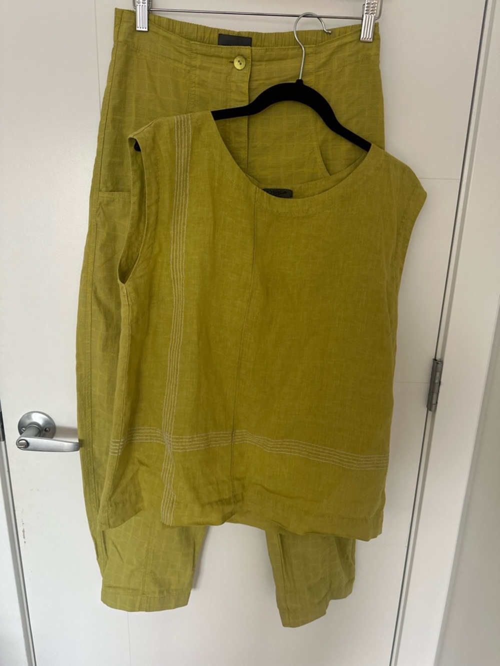 OSKA Two-Piece Linen Tunic & Cotton Pants Set